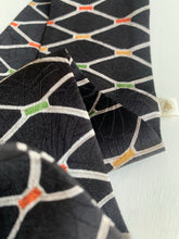 画像をギャラリービューアに読み込む, 幾何学模様幾何総地紋【短】①