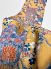 画像をギャラリービューアに読み込む, 雪輪模様に古典柄【ギャザータイプ】