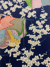 画像をギャラリービューアに読み込む, 誰が袖に草花・枝梅模様【シュッケニ】