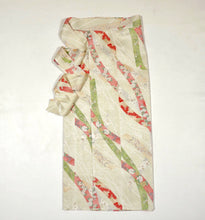 画像をギャラリービューアに読み込む, 熨斗に花模様に草葉地紋【シュッケニ】