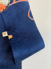 画像をギャラリービューアに読み込む, 花鼓に横笛模様【短】②