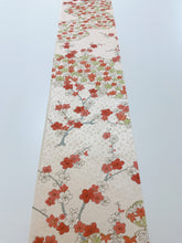 画像をギャラリービューアに読み込む, 雲取りに楓・枝梅模様総地紋【ギャザータイプ】