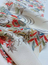 画像をギャラリービューアに読み込む, 流水に草花模様【シュッケニ】