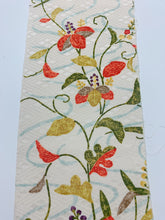 画像をギャラリービューアに読み込む, 流水に草花付け下げ総菱地紋模様【S】