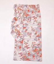 画像をギャラリービューアに読み込む, 流水に草花模様【シュッケニ】