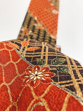 画像をギャラリービューアに読み込む, 【三田村環】金彩枝梅に格子・網目模様