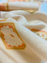 画像をギャラリービューアに読み込む, 亀甲草花模様に総花葉地紋【シュッケニ】