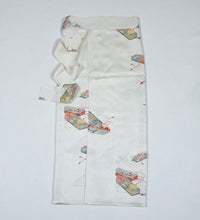 画像をギャラリービューアに読み込む, 文箱に巻物模様総地紋