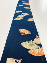 画像をギャラリービューアに読み込む, 暈し花扇模様縦縞地紋【シュッケニ】