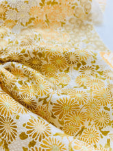 画像をギャラリービューアに読み込む, 疋田雲に花尽くし模様【シュッケニ】