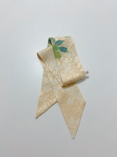 画像をギャラリービューアに読み込む, 総鶴地紋に線花模様②