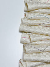 画像をギャラリービューアに読み込む, 万寿菊模様に総小梅地紋【ギャザータイプ】