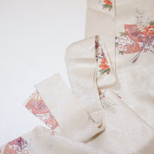 画像をギャラリービューアに読み込む, 金通しに扇に牡丹模様総扇地紋【タックタイプ】