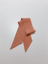 画像をギャラリービューアに読み込む, 織出し無地着物