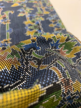 画像をギャラリービューアに読み込む, 枝葉に抽象模様織り出し本場泥大島紬5マルキ【S】