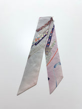 画像をギャラリービューアに読み込む, 組紐に短冊花古典柄模様総地紋