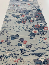 画像をギャラリービューアに読み込む, 家屋に草花橋模様【L】