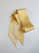 画像をギャラリービューアに読み込む, 組紐に変わり花亀甲模様【短】