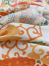 画像をギャラリービューアに読み込む, 総牡丹地紋に向かい蝶に古典模様【シュッケニ】