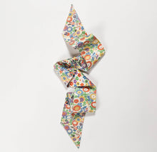 画像をギャラリービューアに読み込む, 切ばめの総草花模様【短】②