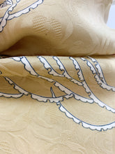 画像をギャラリービューアに読み込む, 雲に流水・草花模様総雲地紋【シュッケニ】