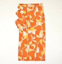 画像をギャラリービューアに読み込む, 花唐草模様【シュッケニ】