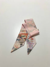 画像をギャラリービューアに読み込む, 金彩い花扇総地紋