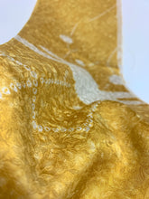 画像をギャラリービューアに読み込む, ヱ霧に枝蕾模様総葉地紋