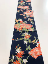 画像をギャラリービューアに読み込む, 扇の地紙に枝楓模様【シュッケニ】