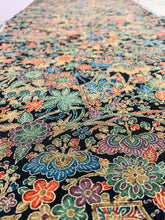 画像をギャラリービューアに読み込む, 扇に草花模様【シュッケニ】