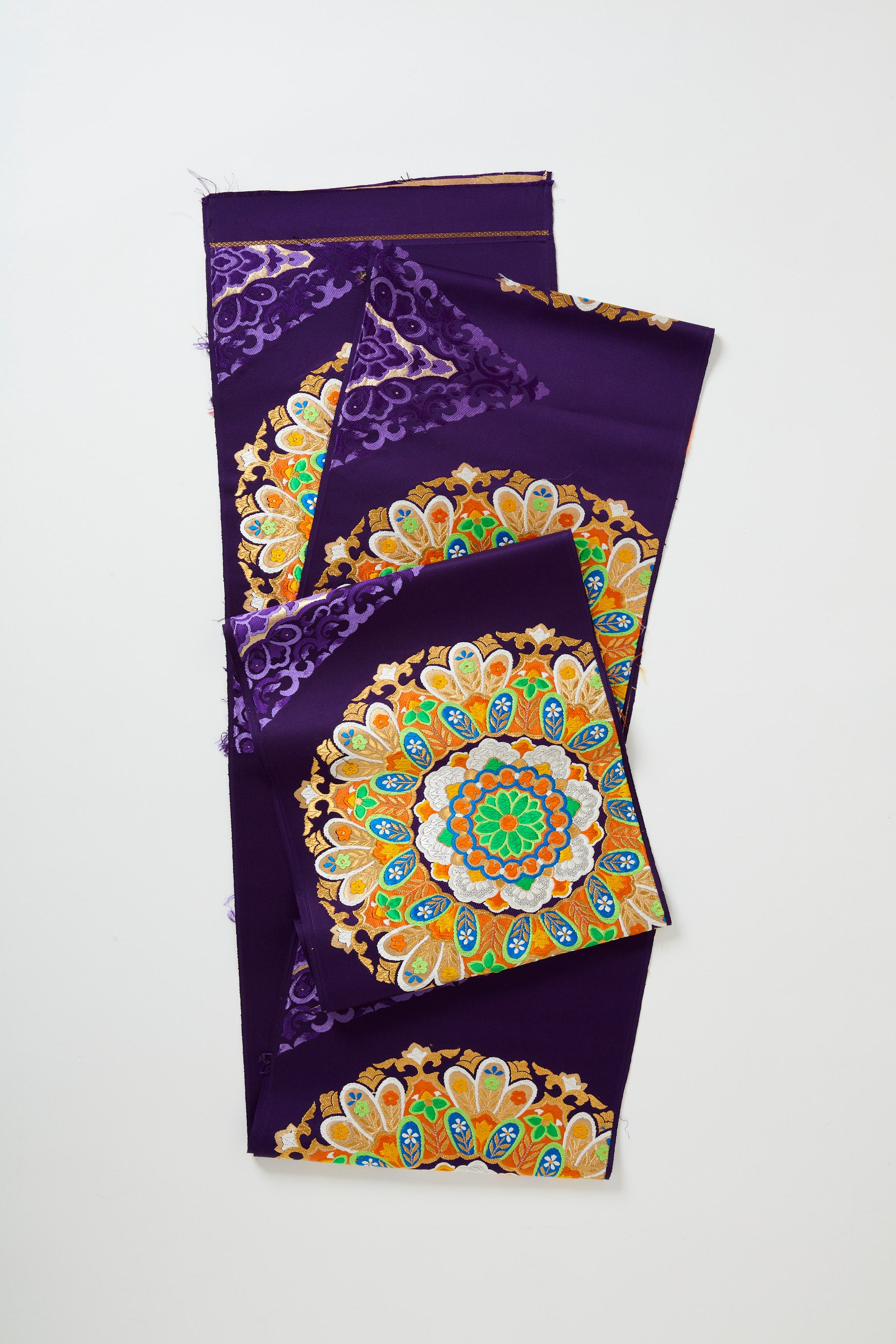 袋帯 花柄 紫 緑　華天　鵞絨　莫臥児 紫地織に大円羽・正倉院華模様 – keniamarilia