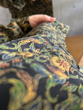 画像をギャラリービューアに読み込む, 花暈し染め更紗模様【S】
