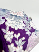 画像をギャラリービューアに読み込む, 注意：汚れあり　流水地紋に雪輪模様草花尽くし【大】
