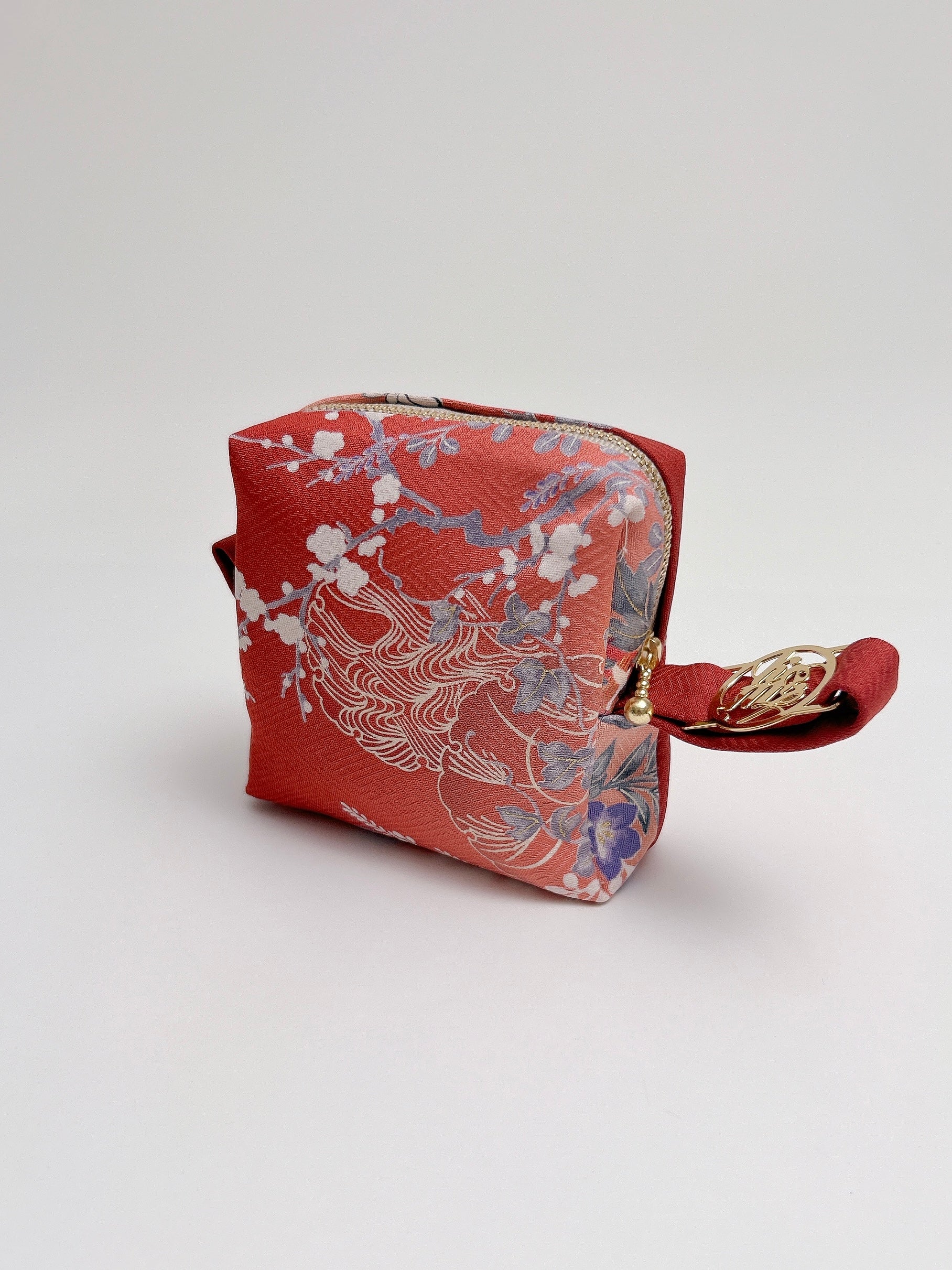 keniamarilia シュッケニ keniamarilia シュッケニ