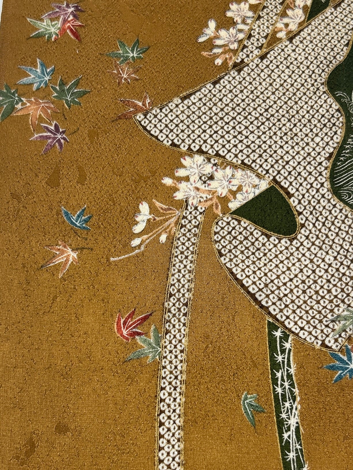 散らし地紋に短冊熨斗模様【ティアード】