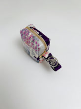 画像をギャラリービューアに読み込む, 流水地紋に雪輪模様草花尽くし【小】
