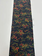 画像をギャラリービューアに読み込む, 椿笹花模様【ブラウス】
