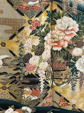 画像をギャラリービューアに読み込む, 花車古典模様【黒留袖】
