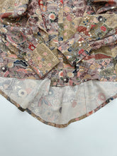 画像をギャラリービューアに読み込む, 籠目蝶古典模様
