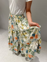 画像をギャラリービューアに読み込む, 霧吹き地紋に格子線花草模様【ティアード】
