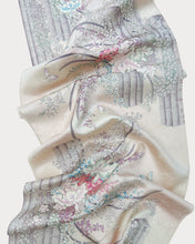 画像をギャラリービューアに読み込む, 地割れ地紋に花絵模様銀彩・金彩【シュッケニ・91㎝丈】
