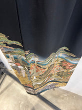 画像をギャラリービューアに読み込む, 花車古典模様【黒留袖】
