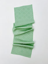 画像をギャラリービューアに読み込む, 花絵青海波模様色無地【四つ釦】
