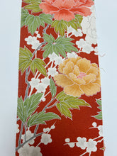 画像をギャラリービューアに読み込む, 霞地紋に大花模様【ブラウス】
