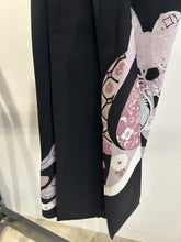 画像をギャラリービューアに読み込む, 銀彩鼓絵模様【黒留袖】
