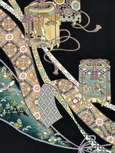 画像をギャラリービューアに読み込む, 【予約品】金駒刺練に貝桶吉祥花模様黒留袖【フォーマルシュッケニ】
