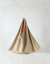 画像をギャラリービューアに読み込む, 白橡色【ケニあずま中】
