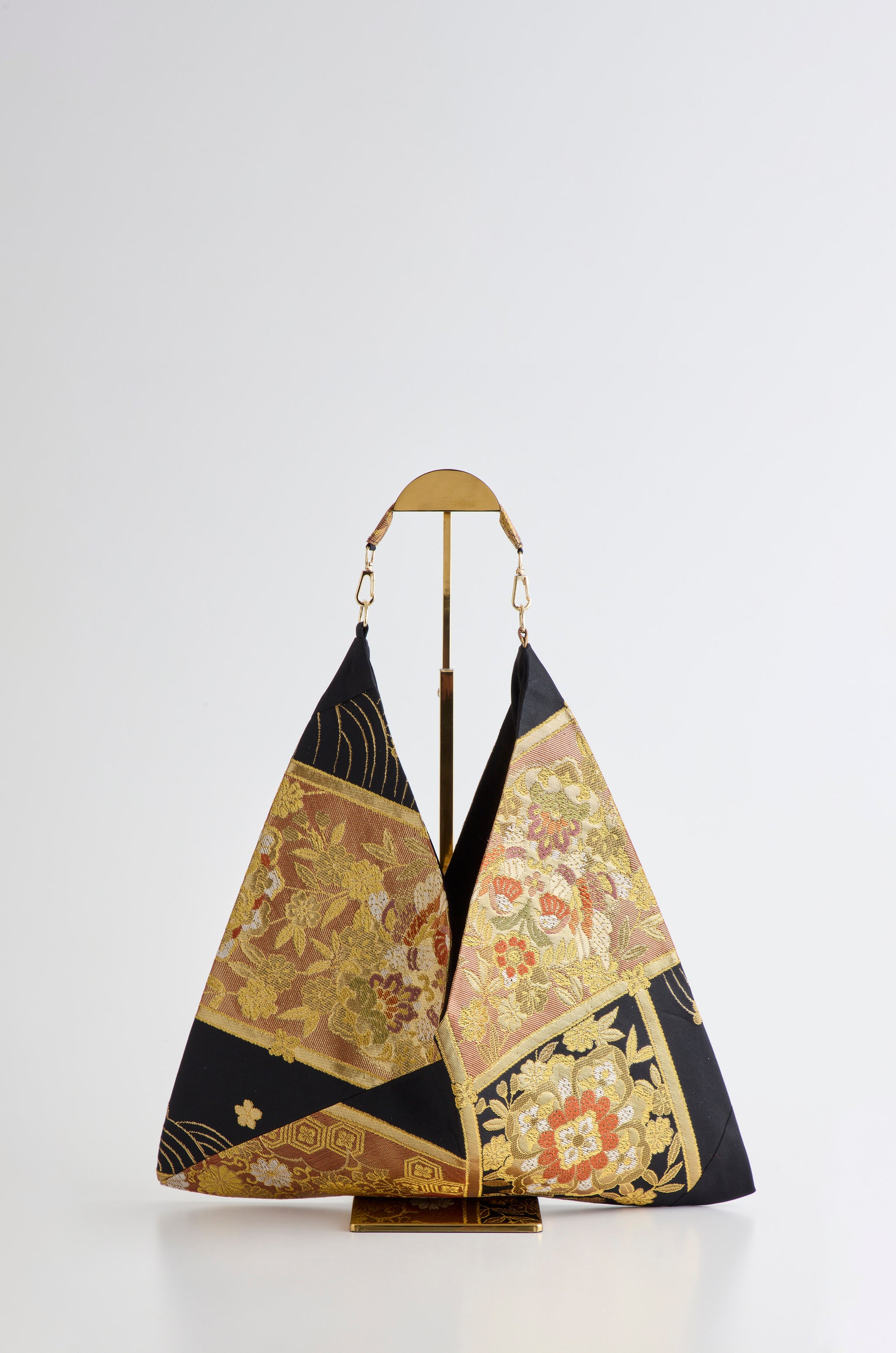 袋帯 丸に狩人 美しい華柄模様 花唐草模様 金糸 O-3791 レディース