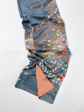 画像をギャラリービューアに読み込む, 【予約品】のり散らし地に花葉尽くし模様
