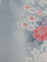 画像をギャラリービューアに読み込む, 孔雀羽絵花模様【ブラウス】
